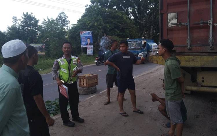Bocah 8 Tahun di Pangkalan Bun Tewas Terlindas Truk Kontainer