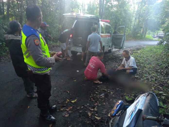 Diduga Rem Sepeda Motornya Blong, Pasutri Meninggal Dunia Kecelakaan