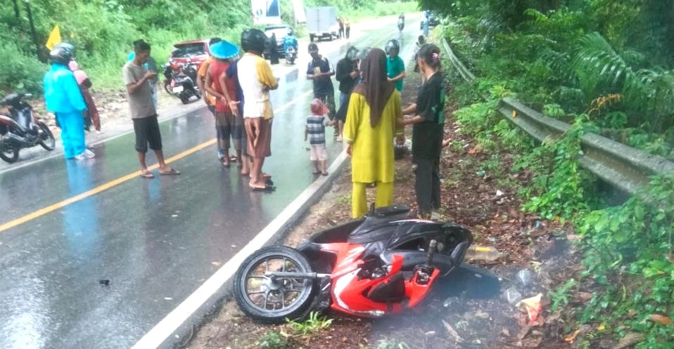 Diseruduk Truk, Pengendara Motor Tewas di Jalur Warangga