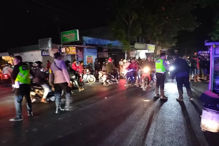 Ditabrak Tiger di Jalan Soekarno Hatta Kediri, Pengendara Supra Asal Pagu Tewas, Dua Terkapar di RS