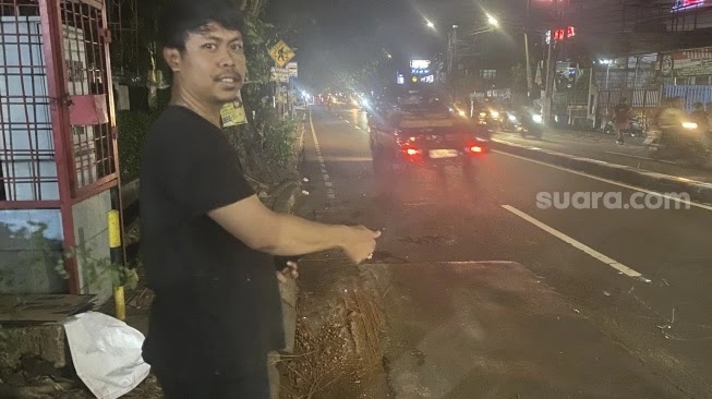 Driver Shopee Tewas Kecelakaan di Jalan Kebayoran Lama, Aspal Berubah Jadi Warna Darah