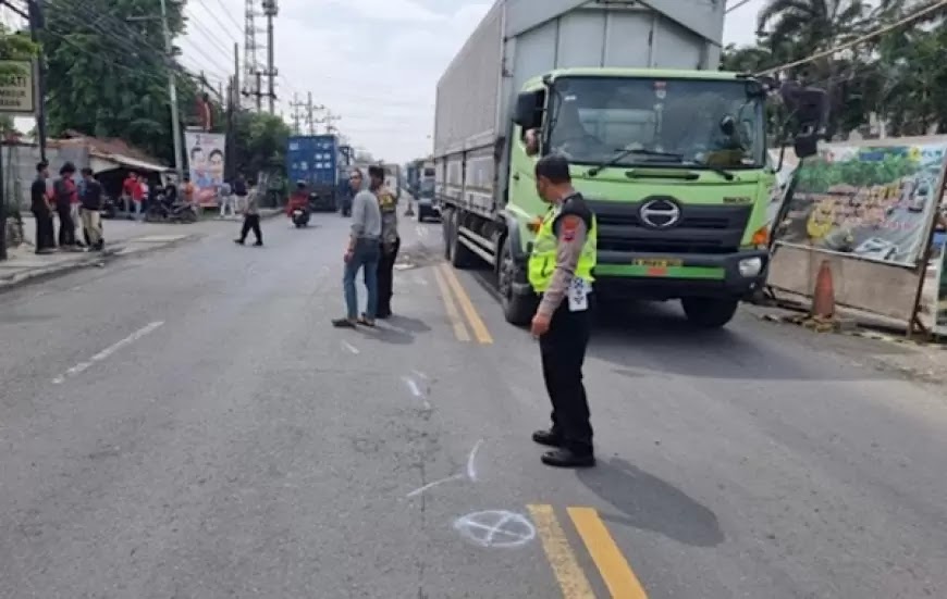 Dua Kecelakaan Maut di Gresik, Renggut Nyawa Seorang Guru dan Bocah 16 Tahun