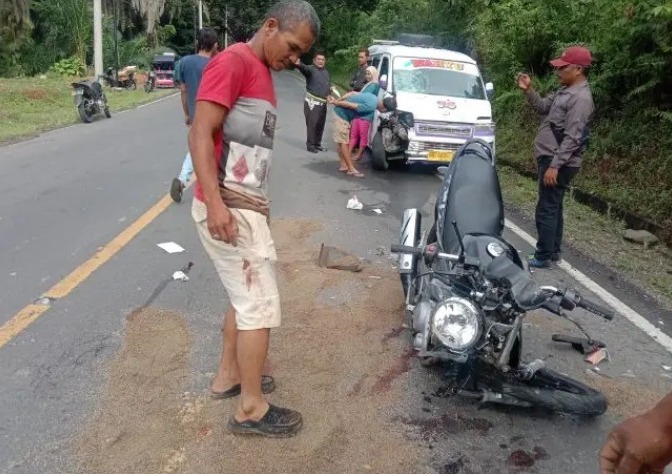 Hilang Kendali, Aidil Tewas Usai Seruduk Angkot