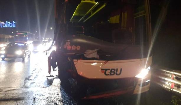 Kecelakaan Bus CBU Hantam Truk di Tol Cipularang Purwakarta, Kondektur Tewas