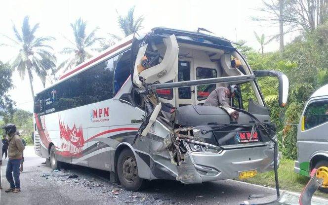 Kecelakaan Bus MPM dan Truck Terlibat di Tanah Datar, Begini Kronologisnya