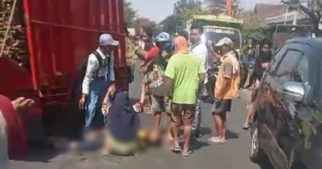 Kecelakaan Maut, Pelajar SMK Tewas Ditabrak Truk di Winongan Pasuruan