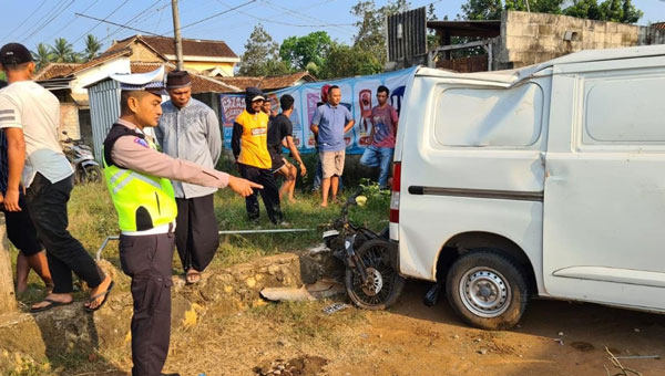 Kecelakaan Maut Motor Tertabrak Mobil di Lampung Timur, 2 Orang Tewas