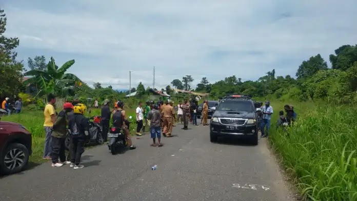 Kecelakaan Maut di Bintuni, Ibu dan Anak Meninggal Diserempet Truk Fuso