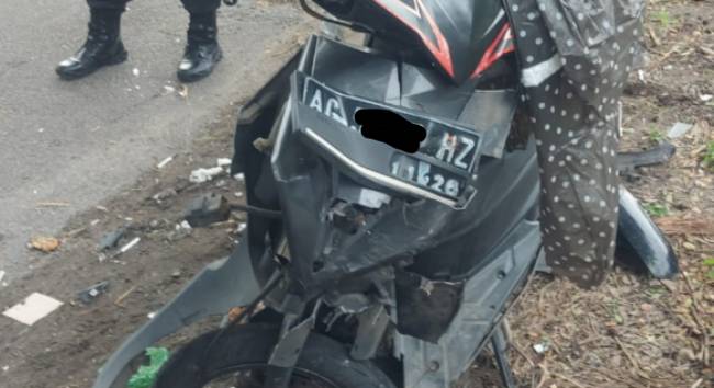 Kecelakaan Motor Vario dengan Honda Beat di Pesantren Kediri, Seorang Pelajar Tewas
