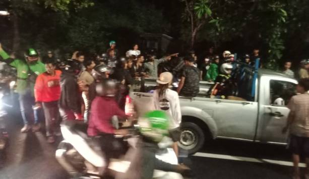 Kecelakaan Pemuda Tewas usai Motor Hantam Trotoar di Badung