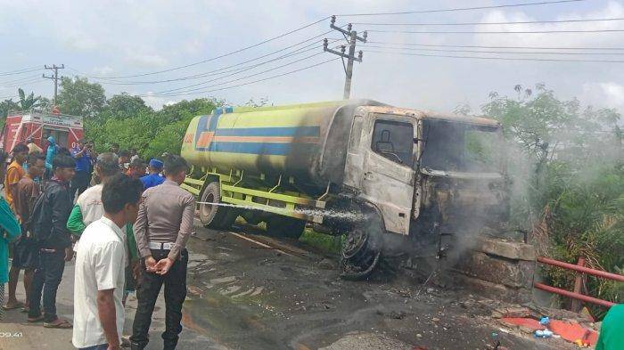 Kecelakaan Truk dengan Motor, Ayah dan Anak Tewas di Jalintim Mesuji Lampung