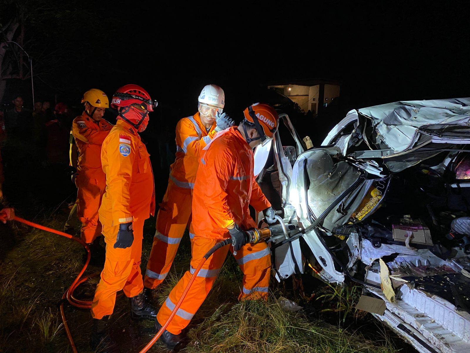 Kecelakaan Tunggal Mobil Grand Max di Jalan Daendels Purworejo, 2 Orang Tewas