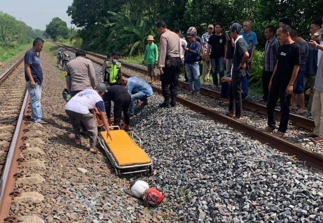 Kecelakaan di Lampung Utara, Seorang Guru PNS Tewas Tertabrak Kereta Api