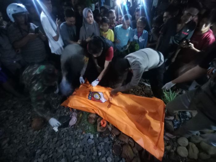 Mahasiswi Unwahas Semarang Tewas Tertabrak Kereta Api di Sragi Pekalongan