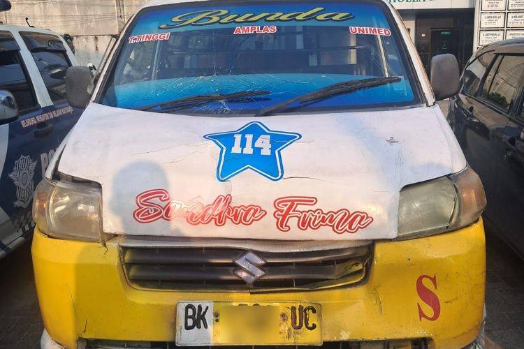 Mahasiswi di Deli Serdang Tewas Ditabrak Angkot dari Arah Belakang