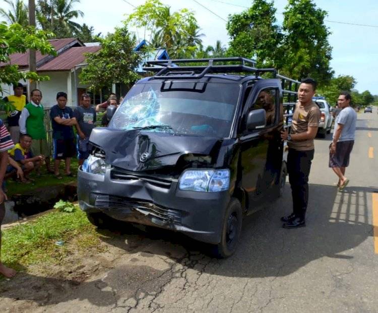 Laka Lantas di Bengkulu Selatan, Mobil Daihatsu Grand Max Tabrak Pemotor hingga Luka Berat