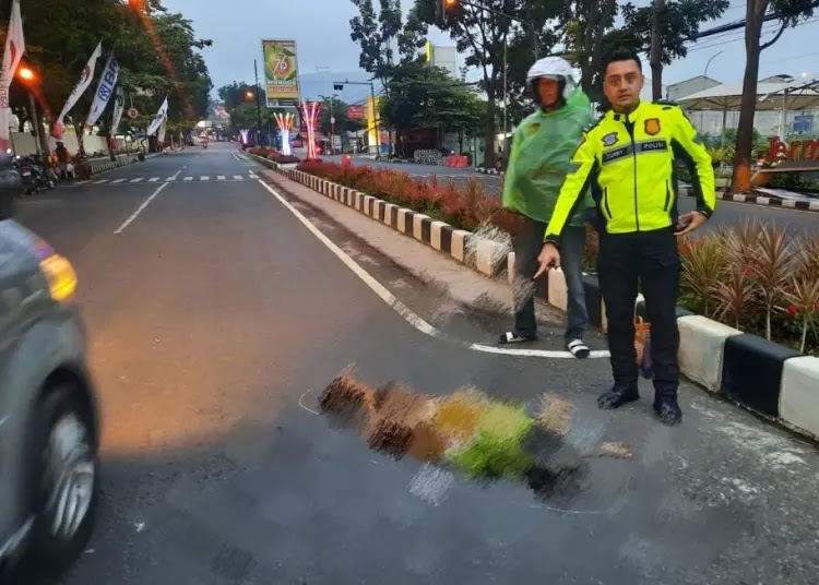 Nenek 76 Tewas Tertabrak Motor Saat Menyebrang Ke Pasar Among Tani Kota Batu