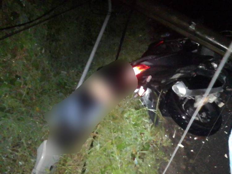 Hujan Disertai Angin Kencang, Pemotor Tewas Tertimpa Tiang Listrik di Deli Serdang