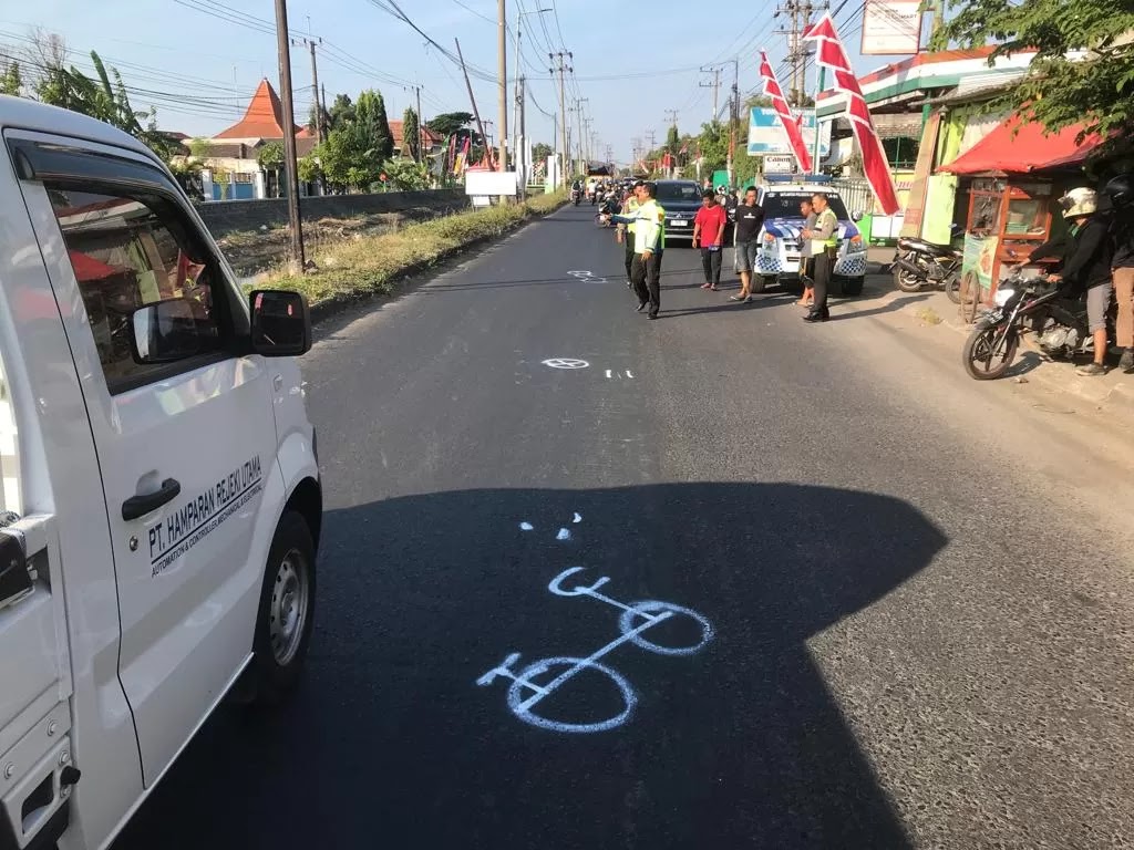 Ditabrak, Perempuan 20 Tahun Tewas di Gedangan