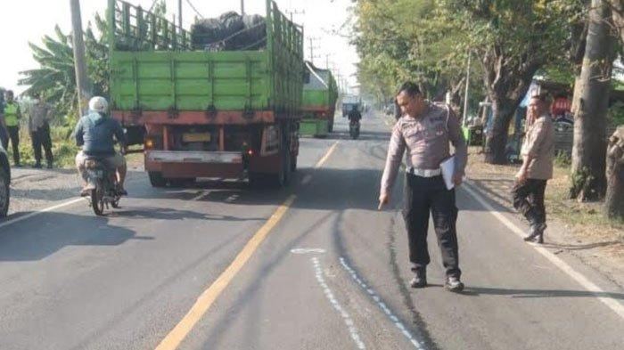 Seorang Pelajar Tewas Kecelakaan saat Pulang Sekolah di Jalan Raya Desa Semampir Gresik