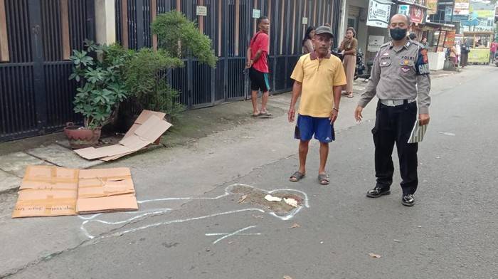 Seorang Pria Alami Kecelakaan Terlindas Truk Colt Diesel di Buahbatu Bandung