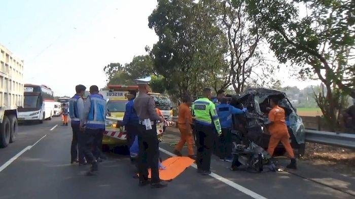 Sopir Pikap Tewas usai Tabrak Tronton Tol Cipularang Purwakarta, Diduga Ngantuk