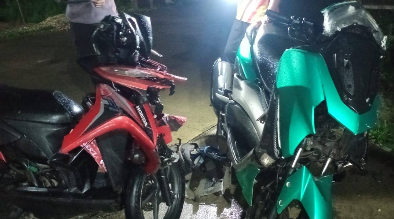 Tabrakan Adu Moncong di Indragiri Hilir Motor Vario vs Nmax, 1 Remaja Tewas