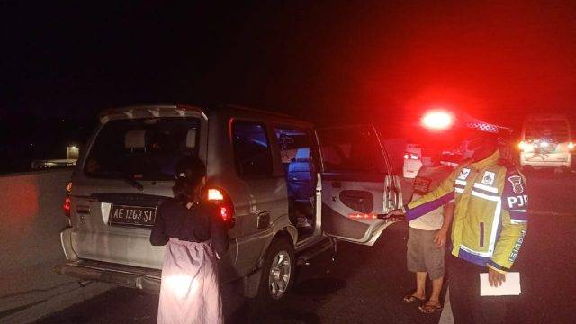 Tabrakan Beruntun di Tol Jombang-Mojokerto, 2 Korban Luka Berat