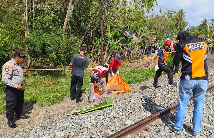 Tragis, Nenek di Kulonprogo Tewas Tertabrak Kereta hingga Tubuhnya Hancur