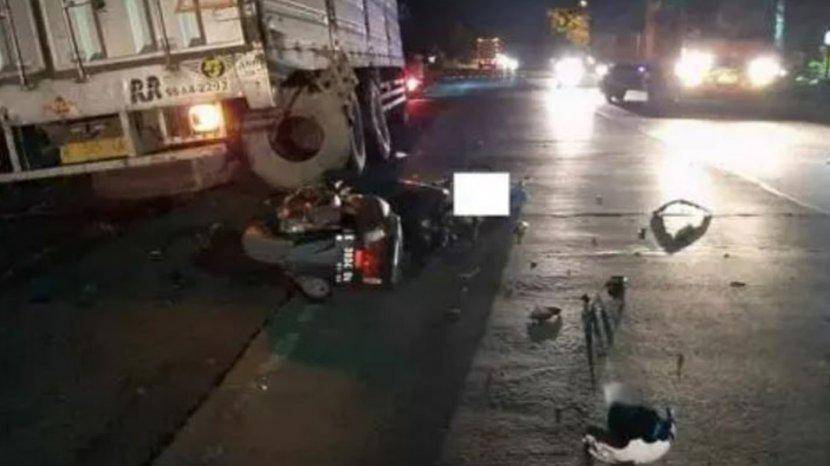 Melebar Saat di Tikungan, Motor Dihantam Truk di Konawe, 2 Remaja Tewas