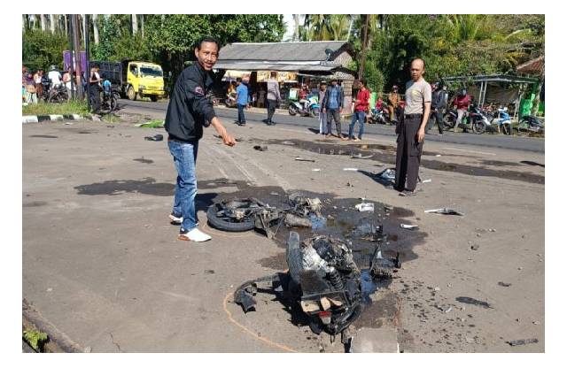 Bus Rombongan Ziarah Tabrak Honda Beat di Pandeglang Banten, Pemotor Tewas di Tempat