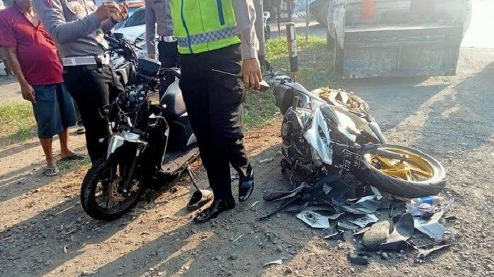 Kecelakaan Adu Banteng, Pengendara Tewas CBR 250 vs Beat Street Luka Berat, TKP di Kudus